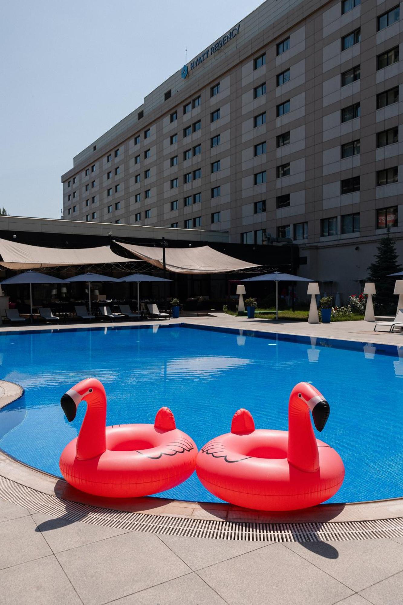 Hotel Hyatt Regency Bishkek Exterior foto